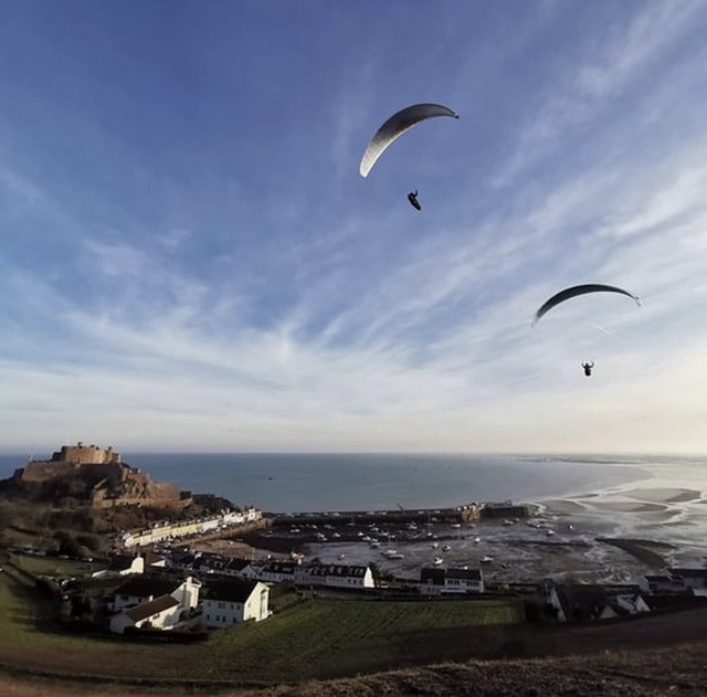  Parapenle por la costa 